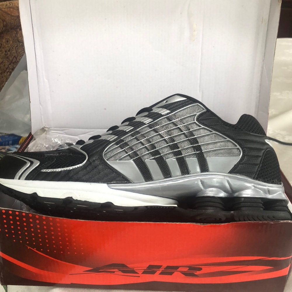 Air lace up sneakers Grey and black
